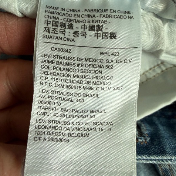 Levis Womens Denim Jumpsuit Medium Wash Long Sleeve Button Front XS 81862-0000 - Picture 4 of 13